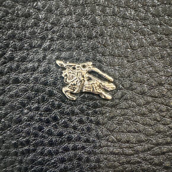 Burberry Stowell Large Black White Plaid Tote With Fuchsia Interior - Picture 4 of 14